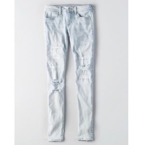 American Eagle Low Rise Light Wash Jegging